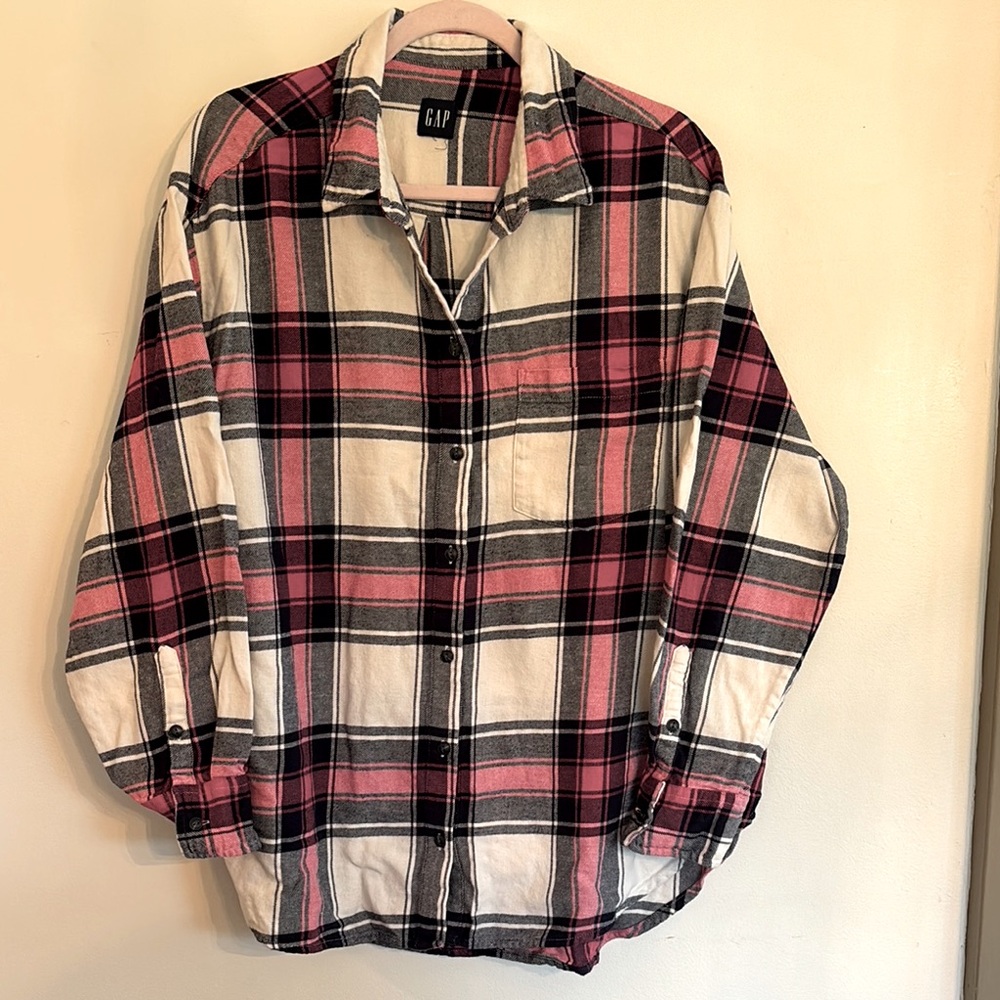 GAP Flannel Pink and Navy Plaid Oversized Button-down Shirt EUC XL